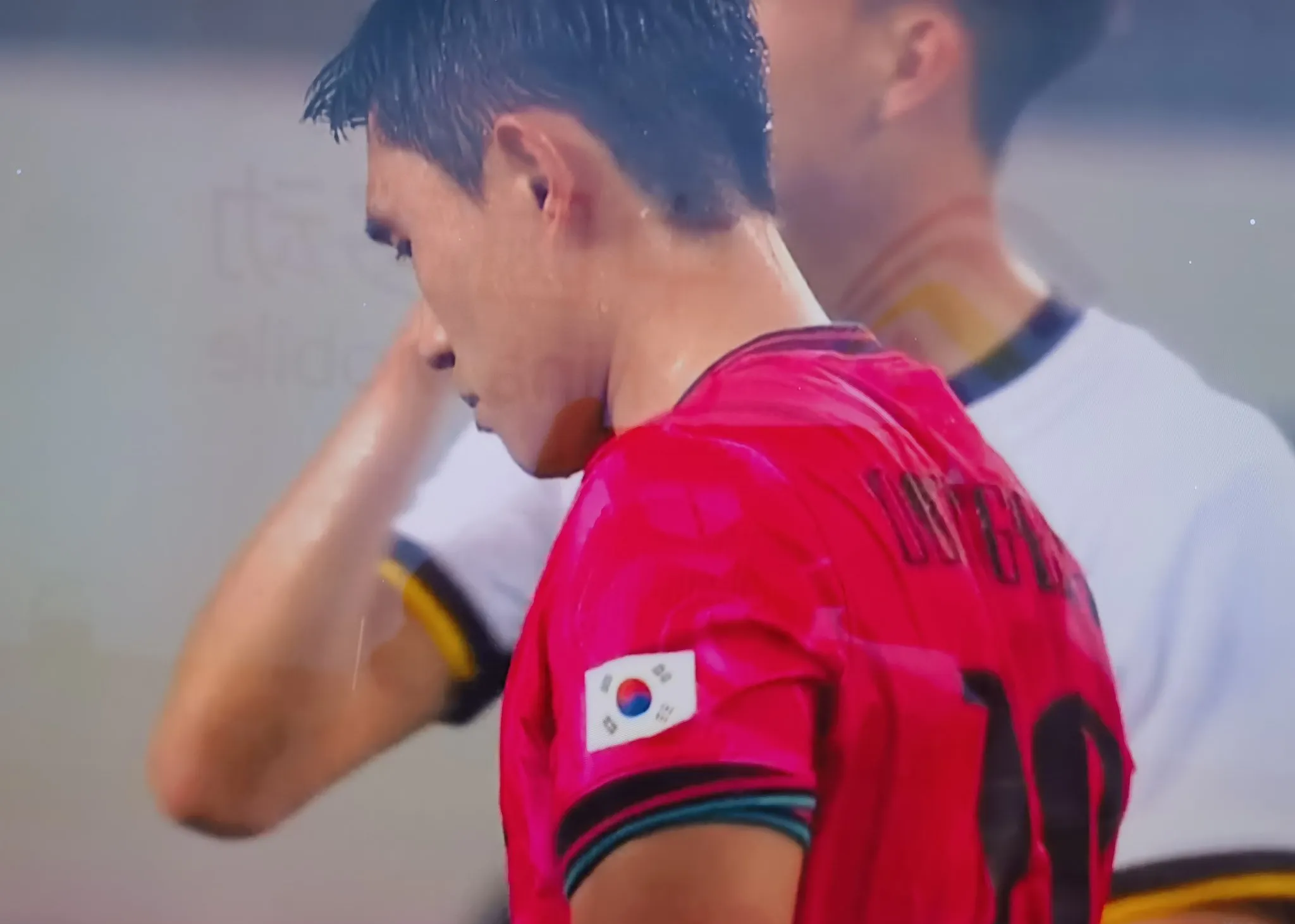 虎扑篮球- 德罗巴与30激战日本队分钟，败北胜负难料！，Rookie焦点对战气势如虹延续