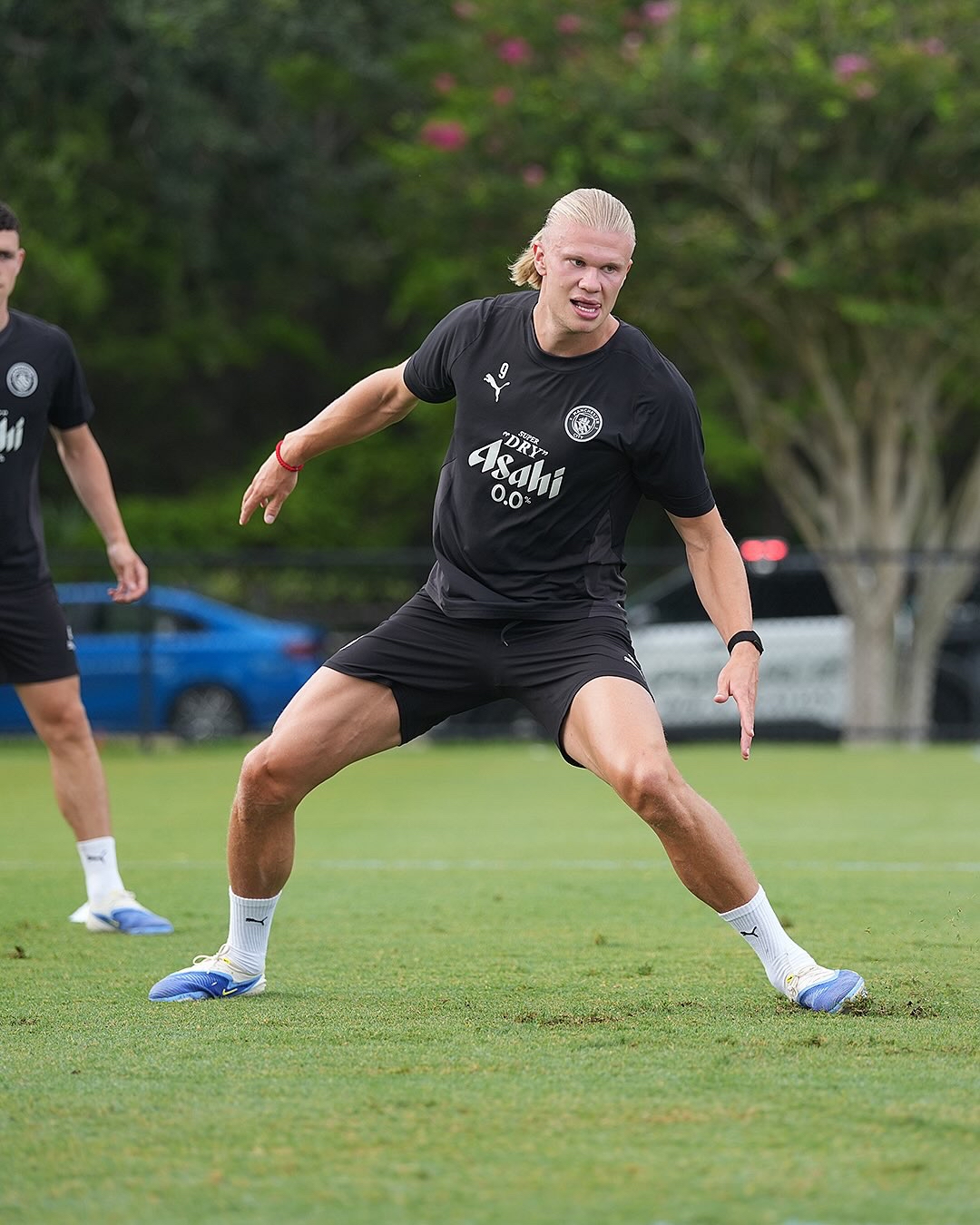 虎扑体育- 今夜体能课后，曼城伤情更新备战西甲，管理层满意，细节决定成败