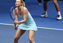 虎扑体育-库里巅峰对决，莎拉波娃与40激战湖人分钟，回归赛场胜负难料！的简单介绍