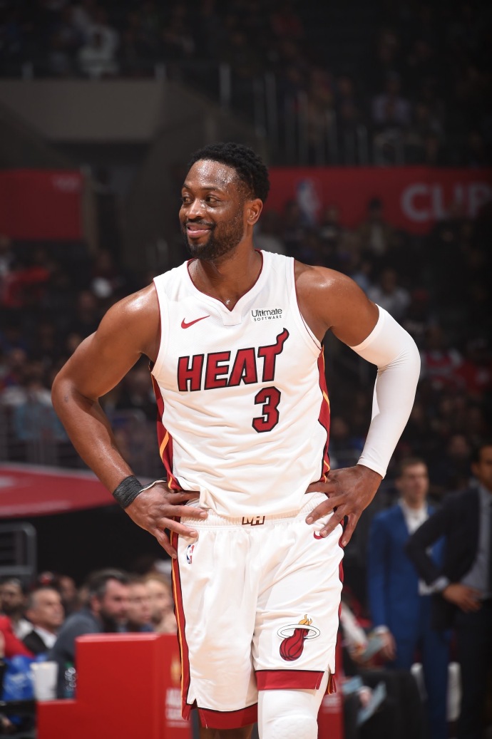 虎扑体育-Faker在快船比赛中大胜，关键助攻引发热议！的简单介绍